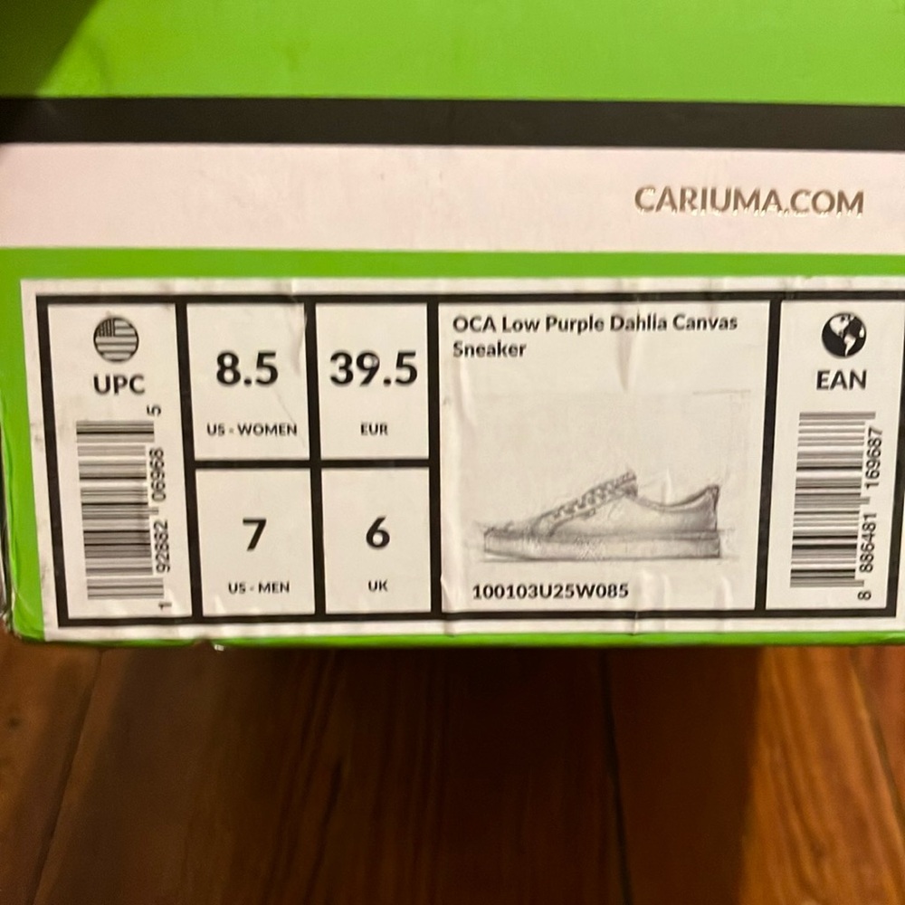 Cariuma low Purple Dahlia Canvas sneakers  women’s size 8.5 EUC - Picture 7 of 8